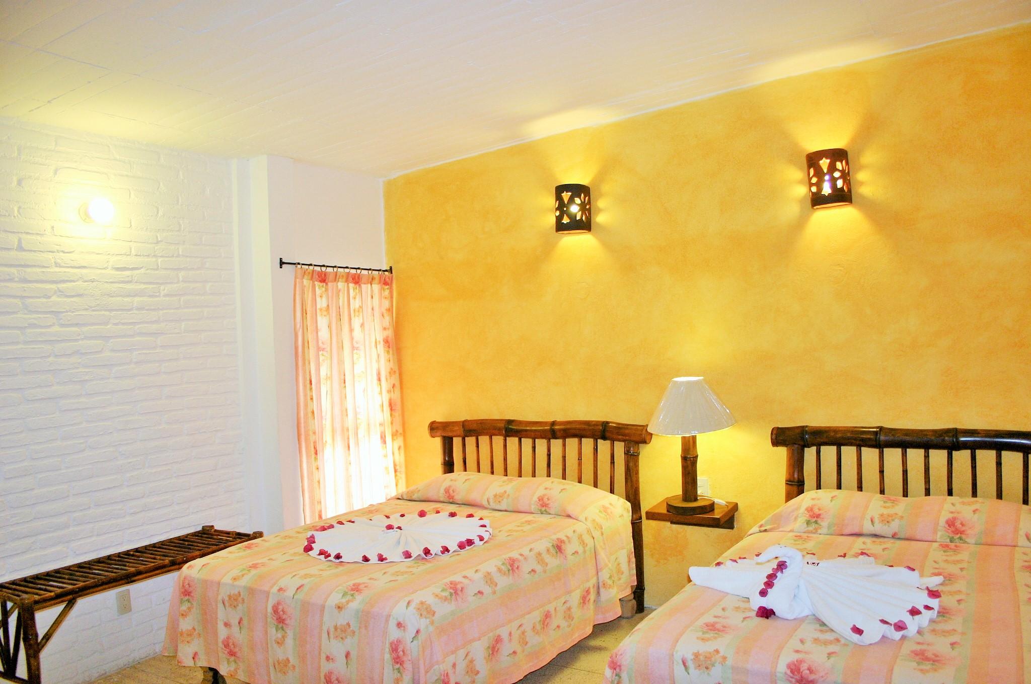 Hotel Zihua Caracol Zihuatanejo Exterior photo