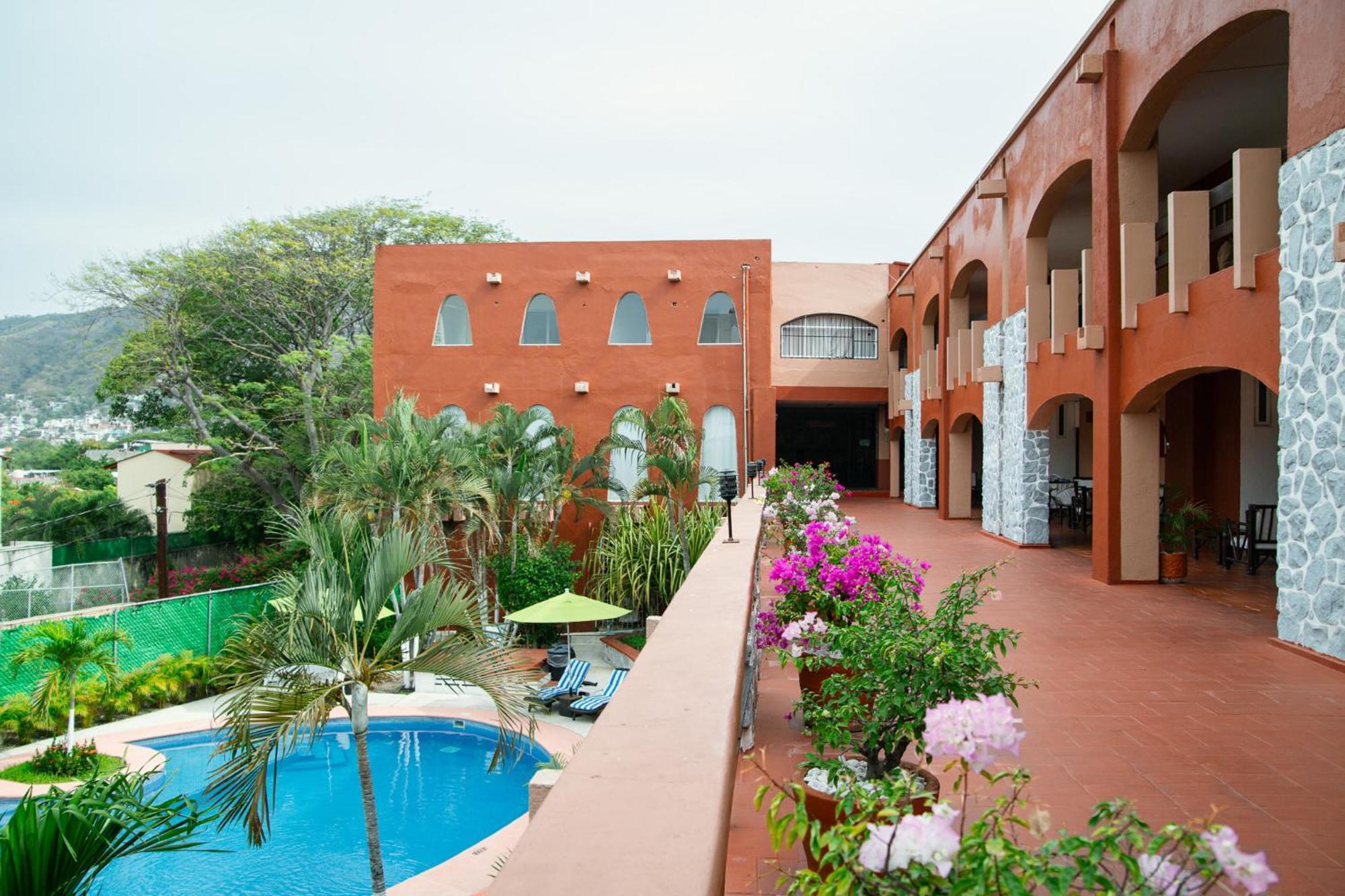 Hotel Zihua Caracol Zihuatanejo Exterior photo