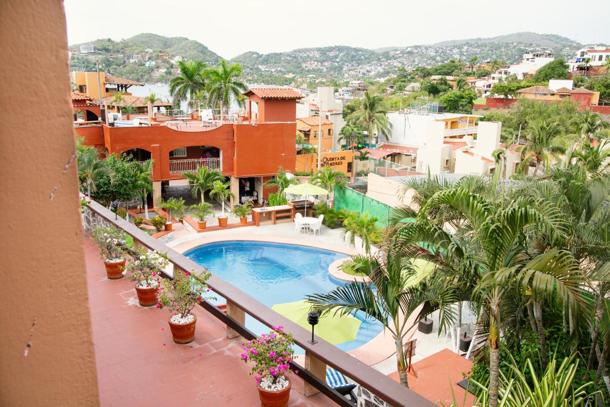 Hotel Zihua Caracol Zihuatanejo Exterior photo