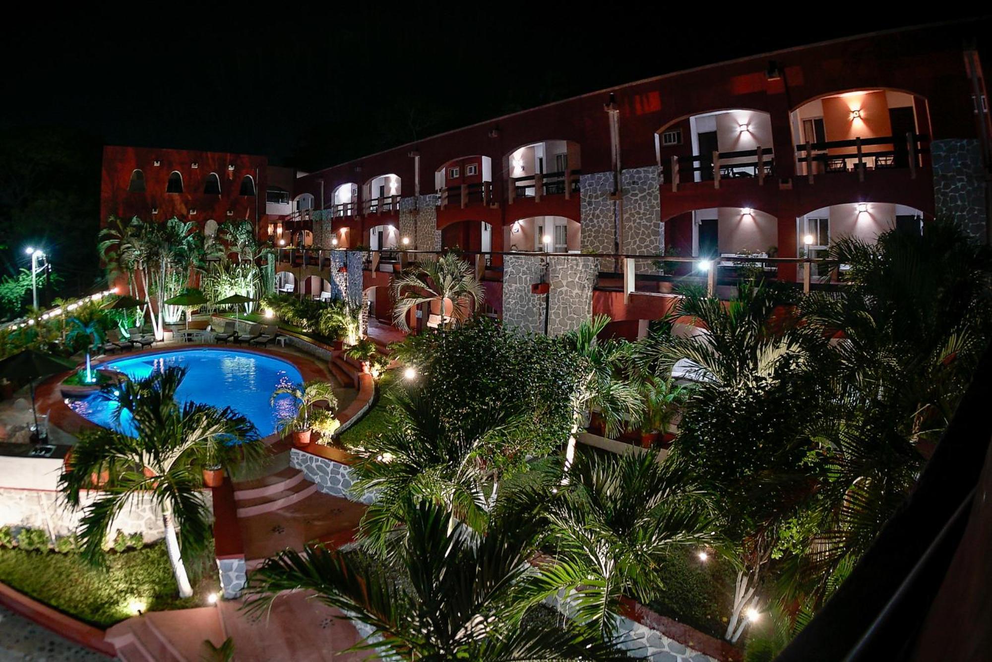 Hotel Zihua Caracol Zihuatanejo Exterior photo