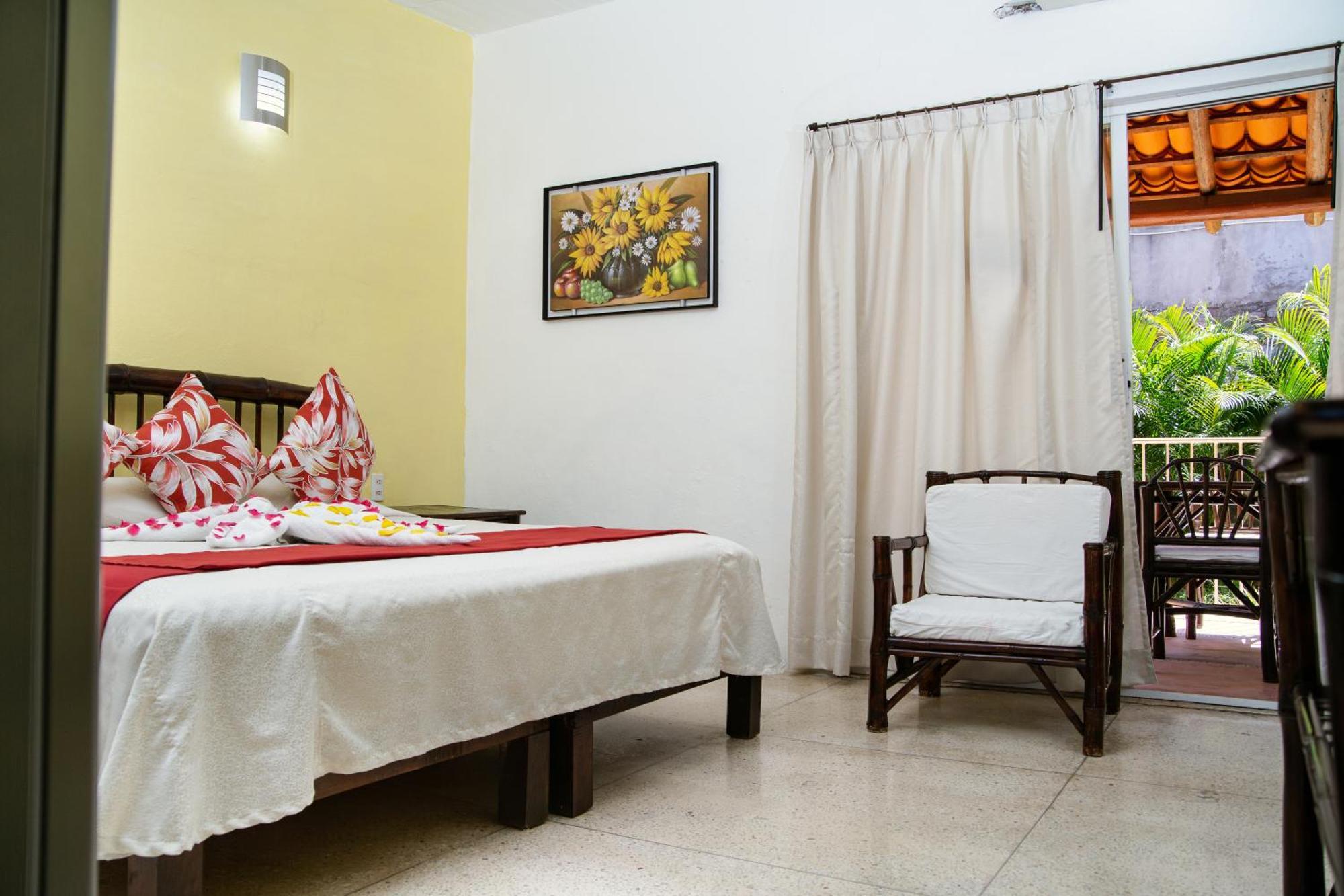 Hotel Zihua Caracol Zihuatanejo Exterior photo