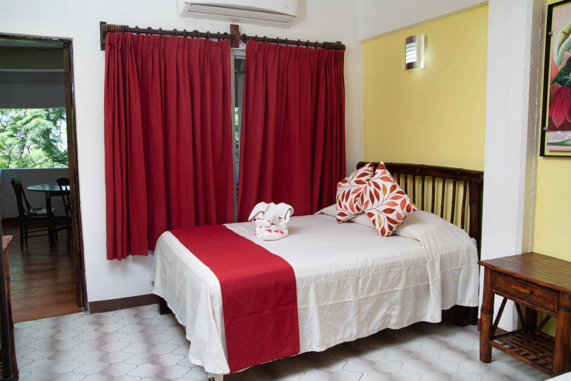 Hotel Zihua Caracol Zihuatanejo Exterior photo