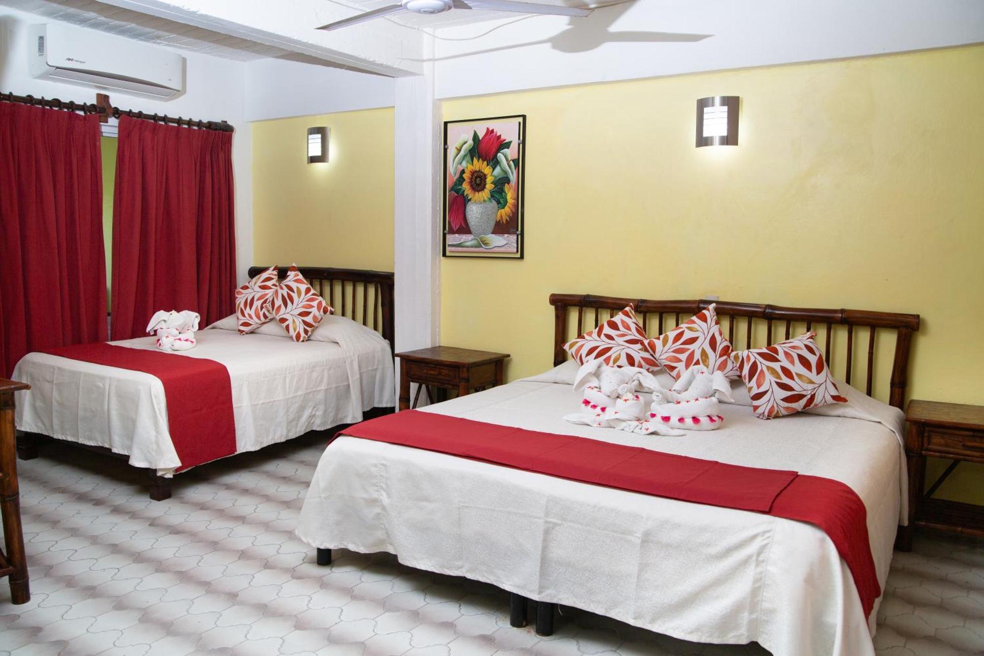 Hotel Zihua Caracol Zihuatanejo Exterior photo