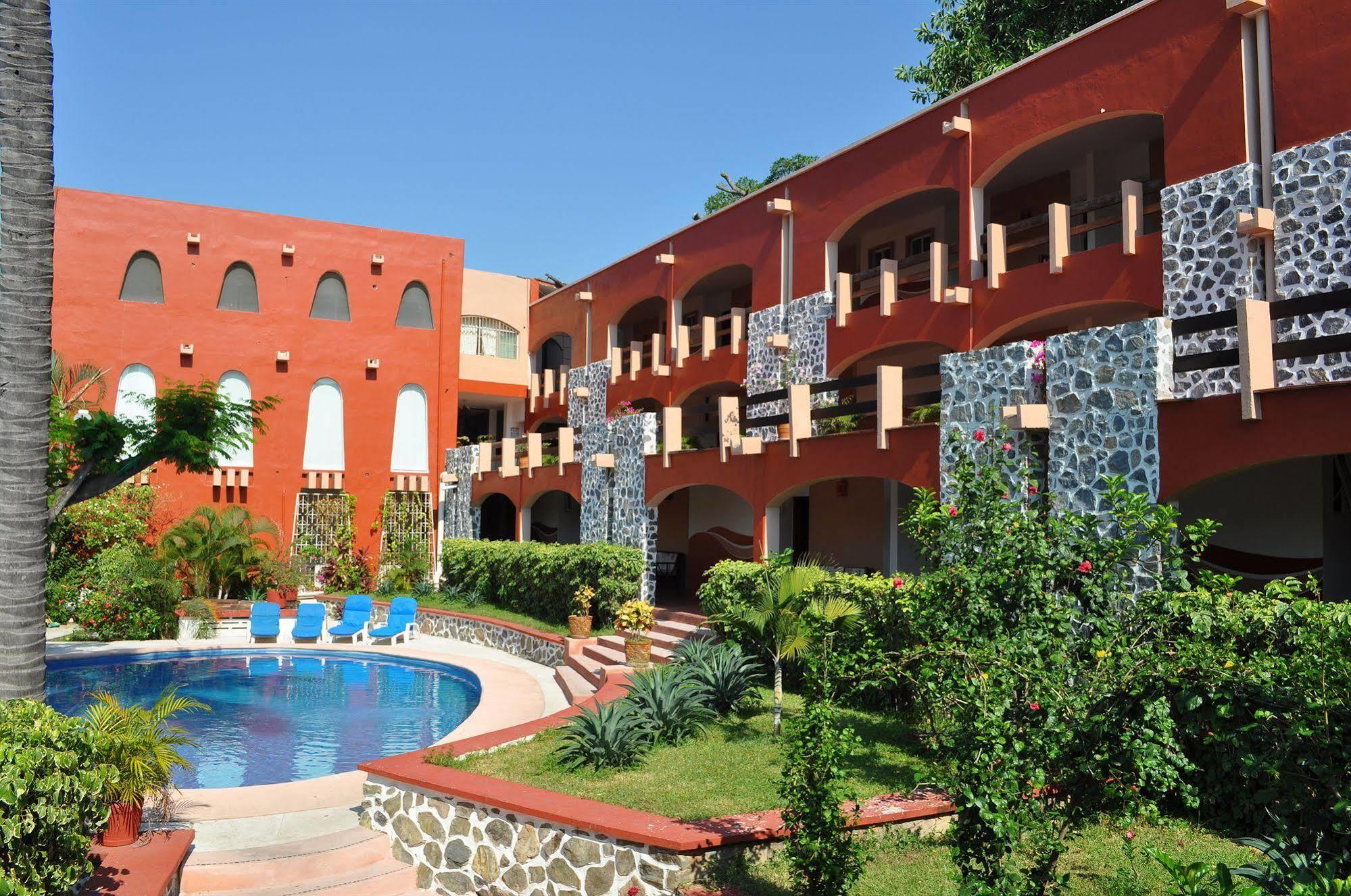 Hotel Zihua Caracol Zihuatanejo Exterior photo